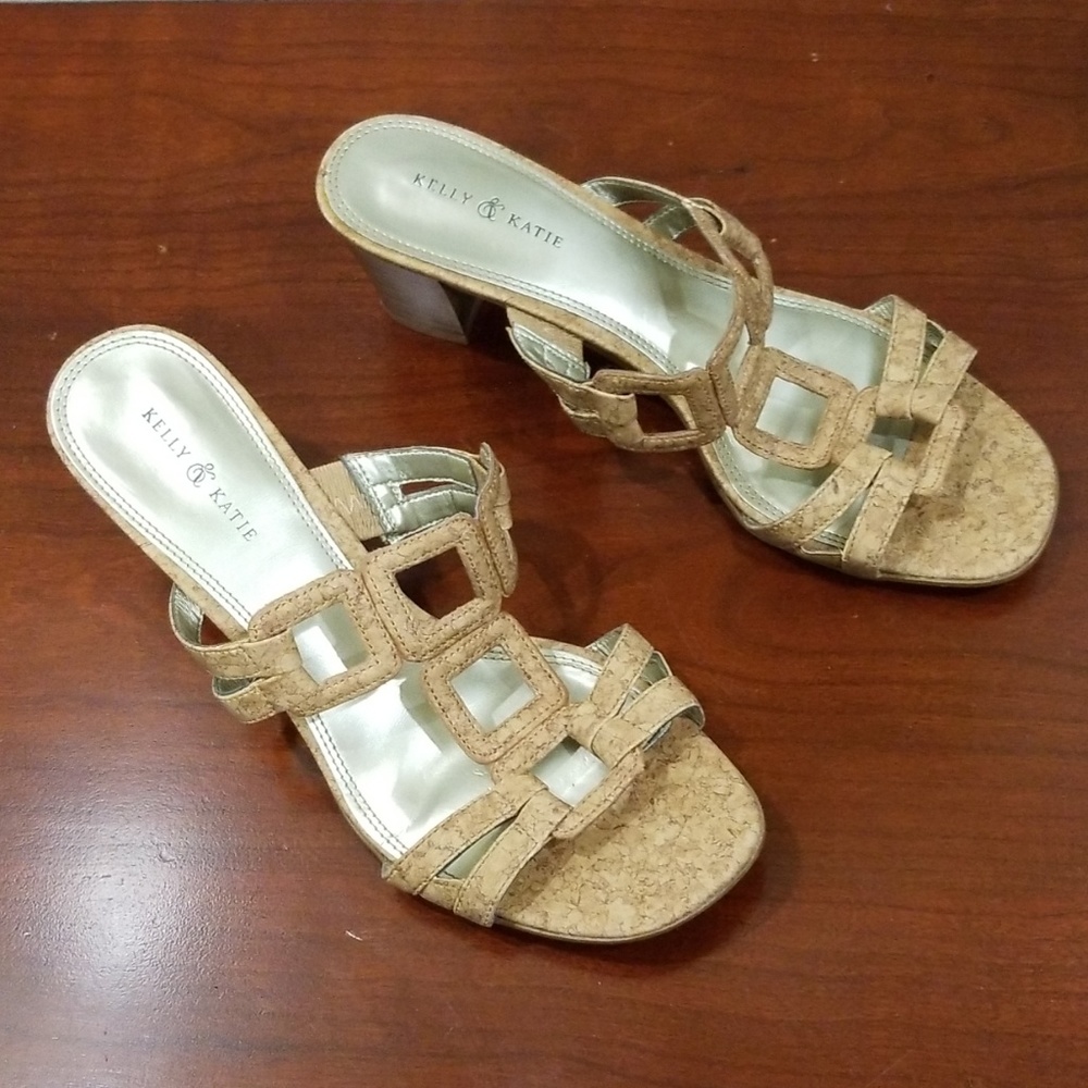 Kelly & Katie women's tan and brown sandals size 9